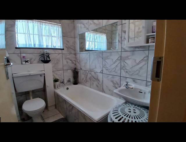 3 BEDROOM FREESTANDING FOR SALE IN BRACKENDOWNS